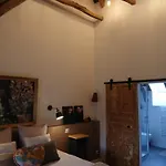 Du Milan Royal Le Monteil (Cantal)